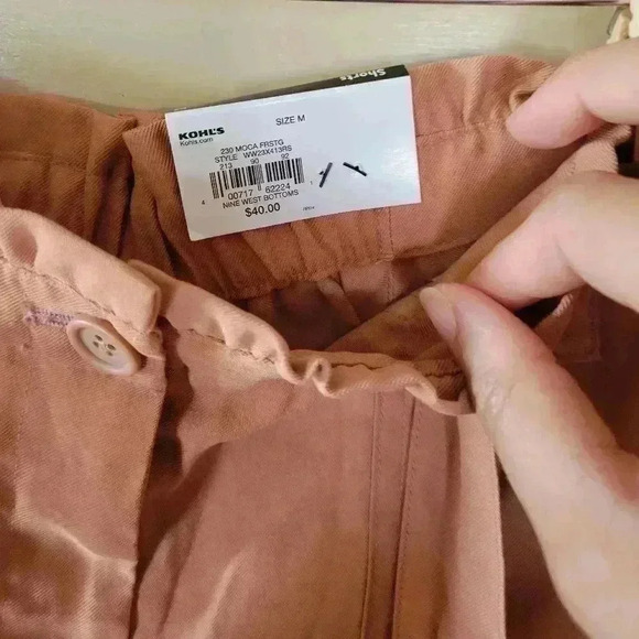 NWT Nine West High-Waisted Paperbag Utility Shorts "Mocha Frosting" Size M - Picture 5 of 7